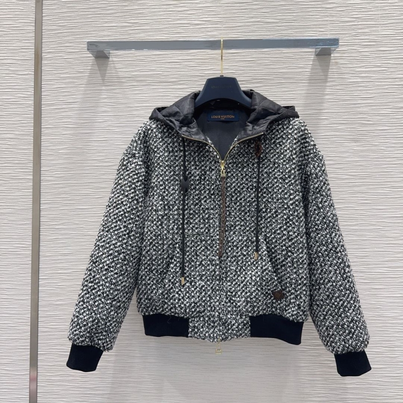 l0vis Vvtt0n outwear